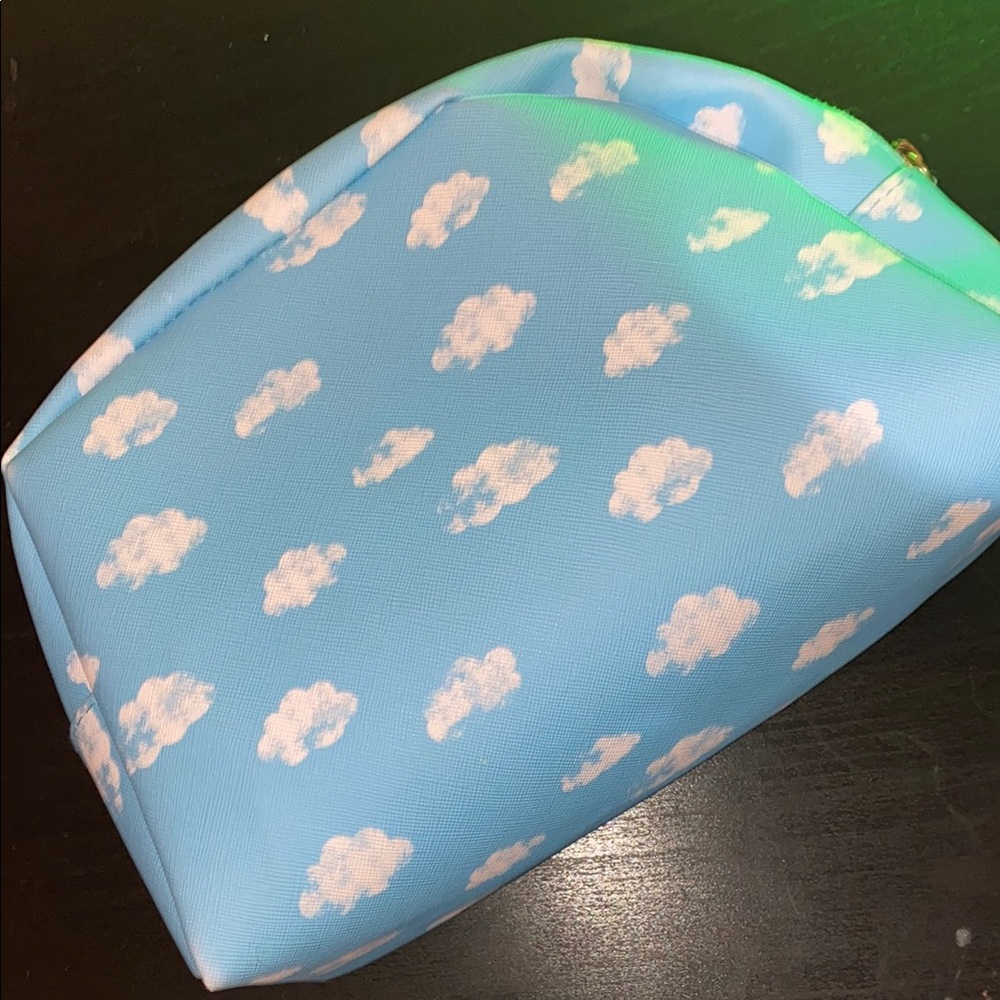 Cloud Print Pouch travel bag - Blue